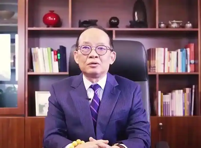 低调创业小说_经典创业故事_低调创业的故事
