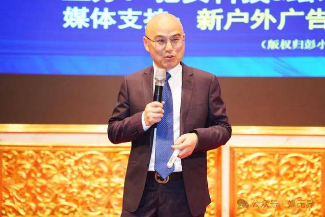 电梯广告创意广告_广告电梯创意图片_电梯广告制作