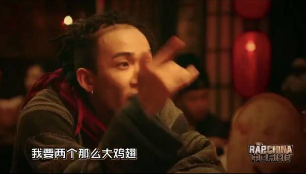 视频喝酒创意广告语_宣传喝酒的视频_广告创意喝酒视频